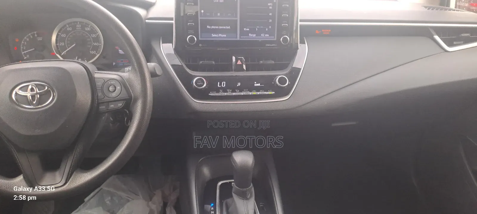 Toyota Corolla L 2021 White