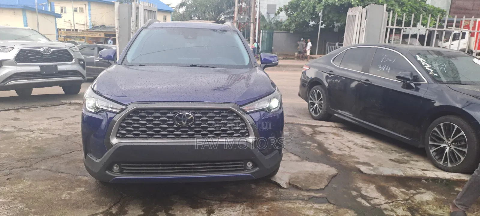 Toyota Corolla Cross 1.8 Petrol FWD 2022 Blue