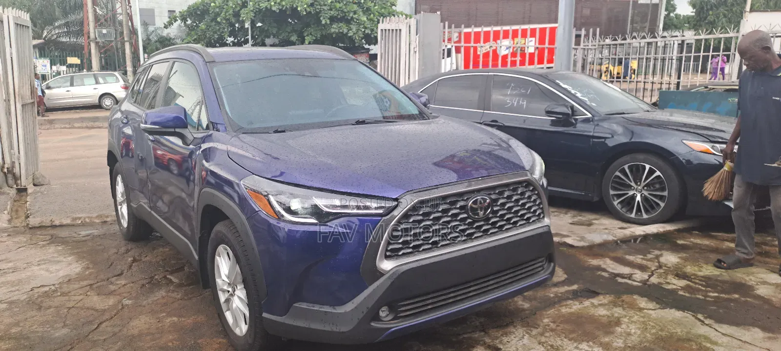 Toyota Corolla Cross 1.8 Petrol FWD 2022 Blue
