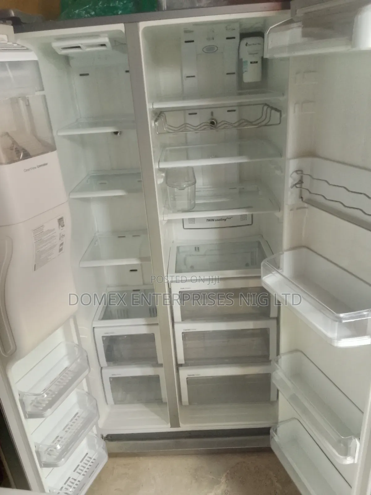 Inverter Samsung Fridge and Freezer With Dispenser