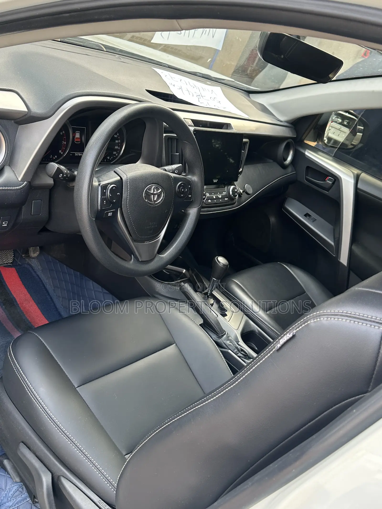 Toyota RAV4 2019 White