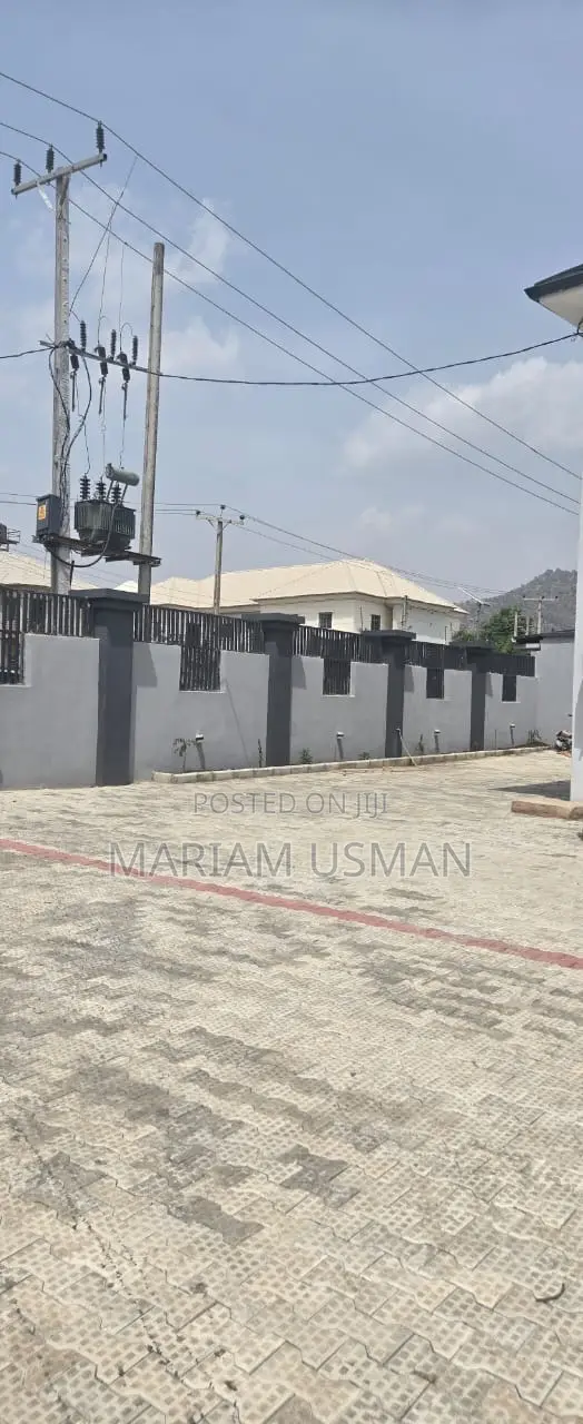 2bdrm Apartment in Kubwa Extension for sale