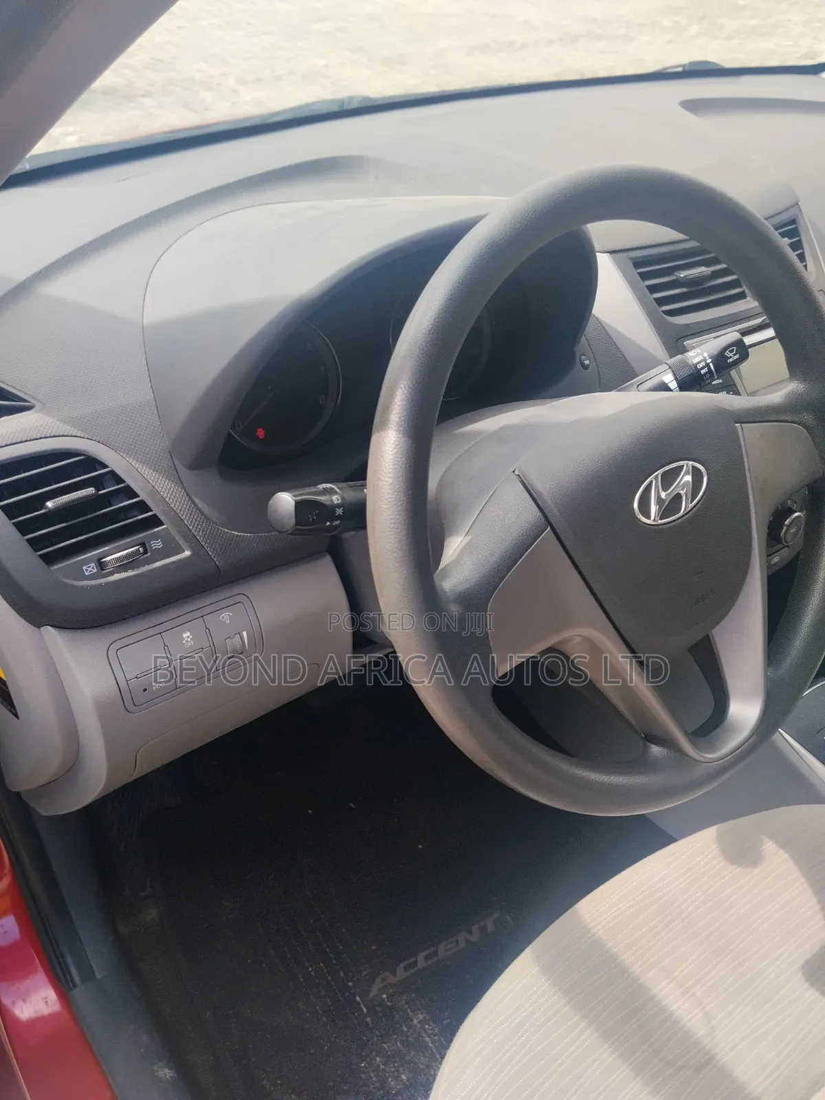 Hyundai Accent 2017 Red