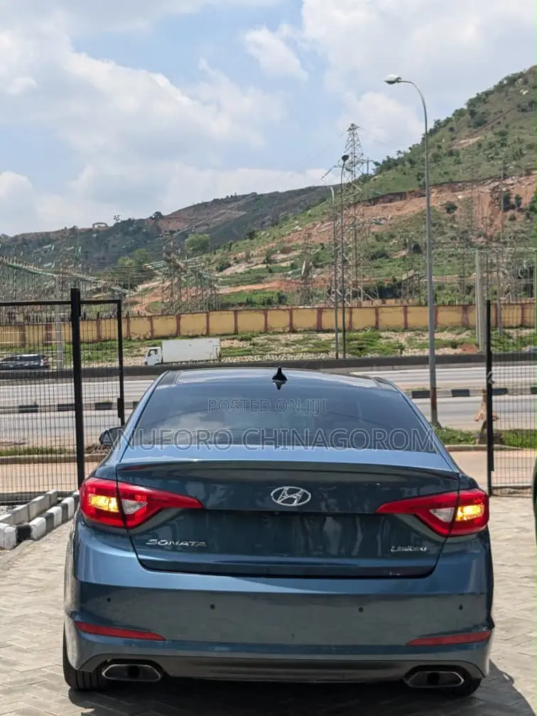 Hyundai Sonata 2016 Blue