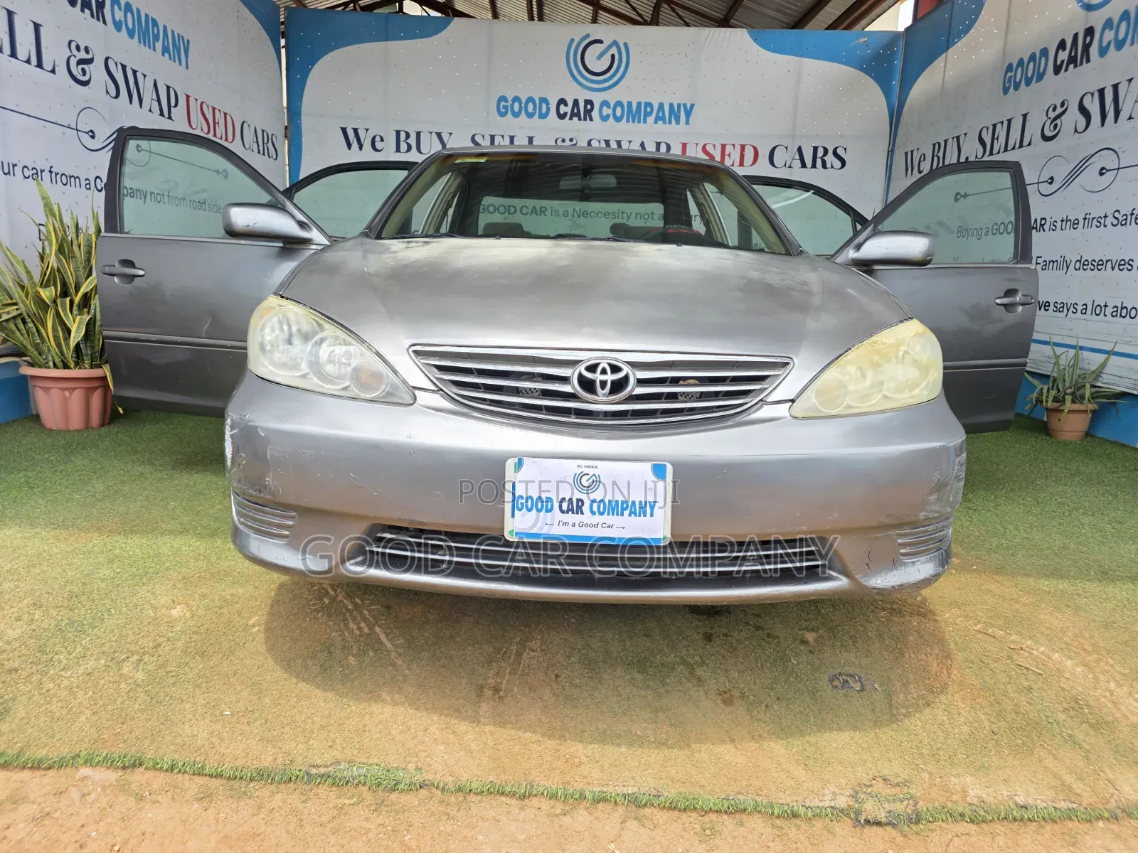 Toyota Camry 2005 Gray