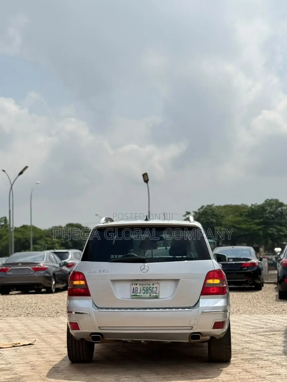 Mercedes-Benz GLK-Class 350 2010 Silver
