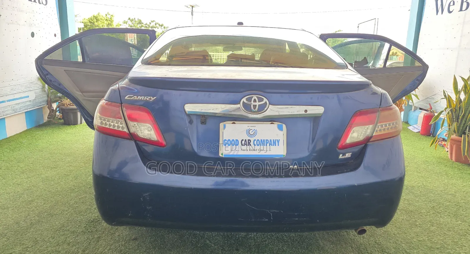 Toyota Camry 2010 Blue