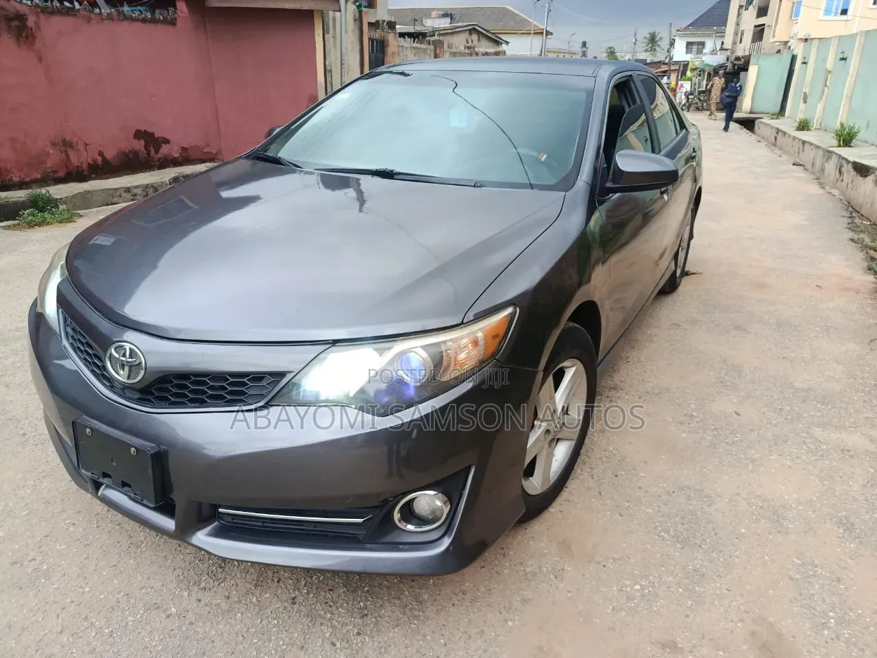 Toyota Camry 2012 Gray