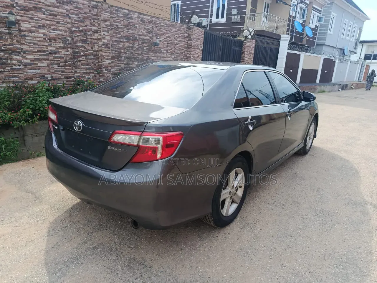 Toyota Camry 2012 Gray