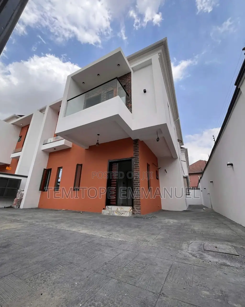 Furnished 4bdrm Duplex in GRA Phase 1 for sale