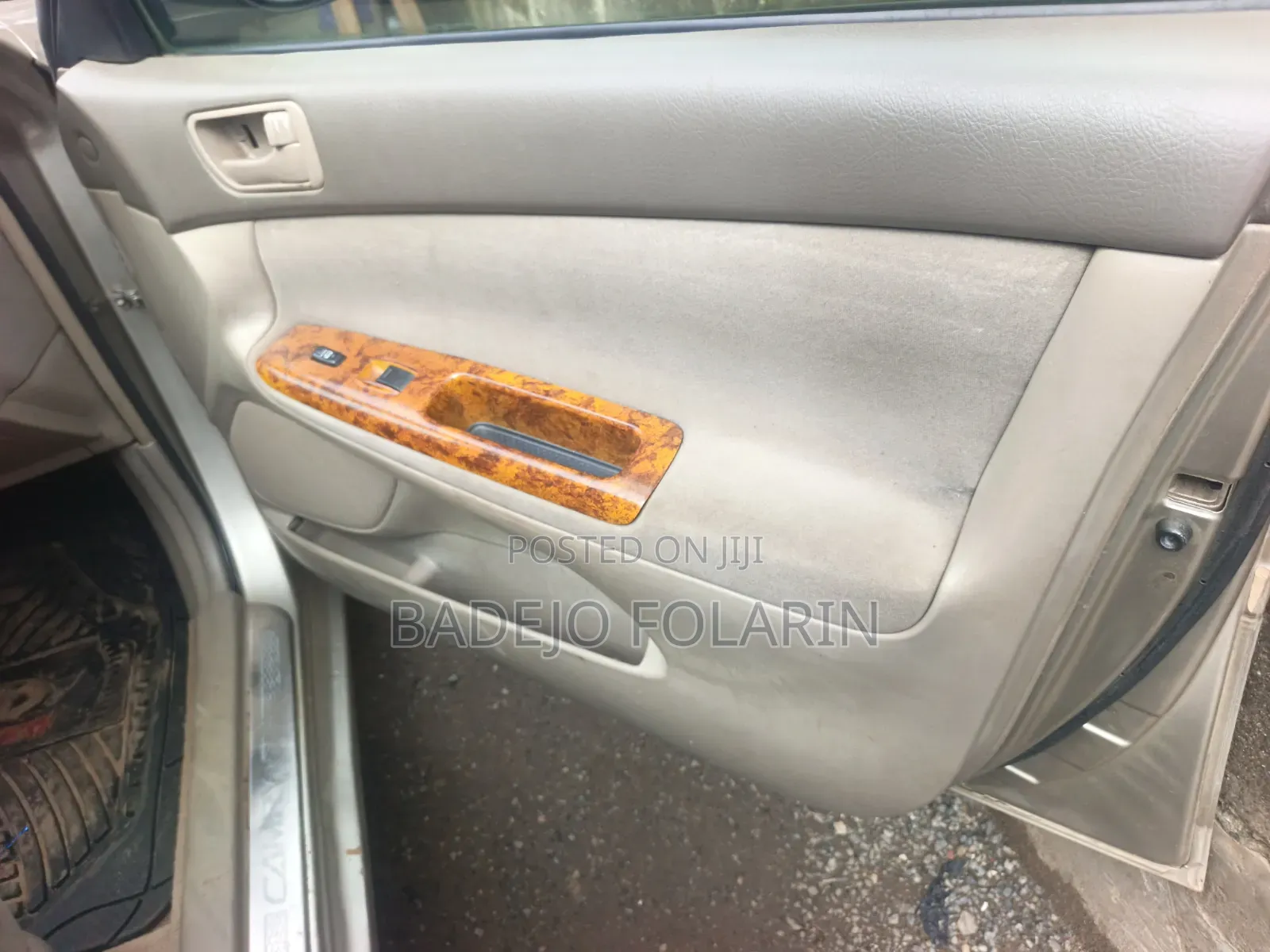 Toyota Camry 2006 Gold