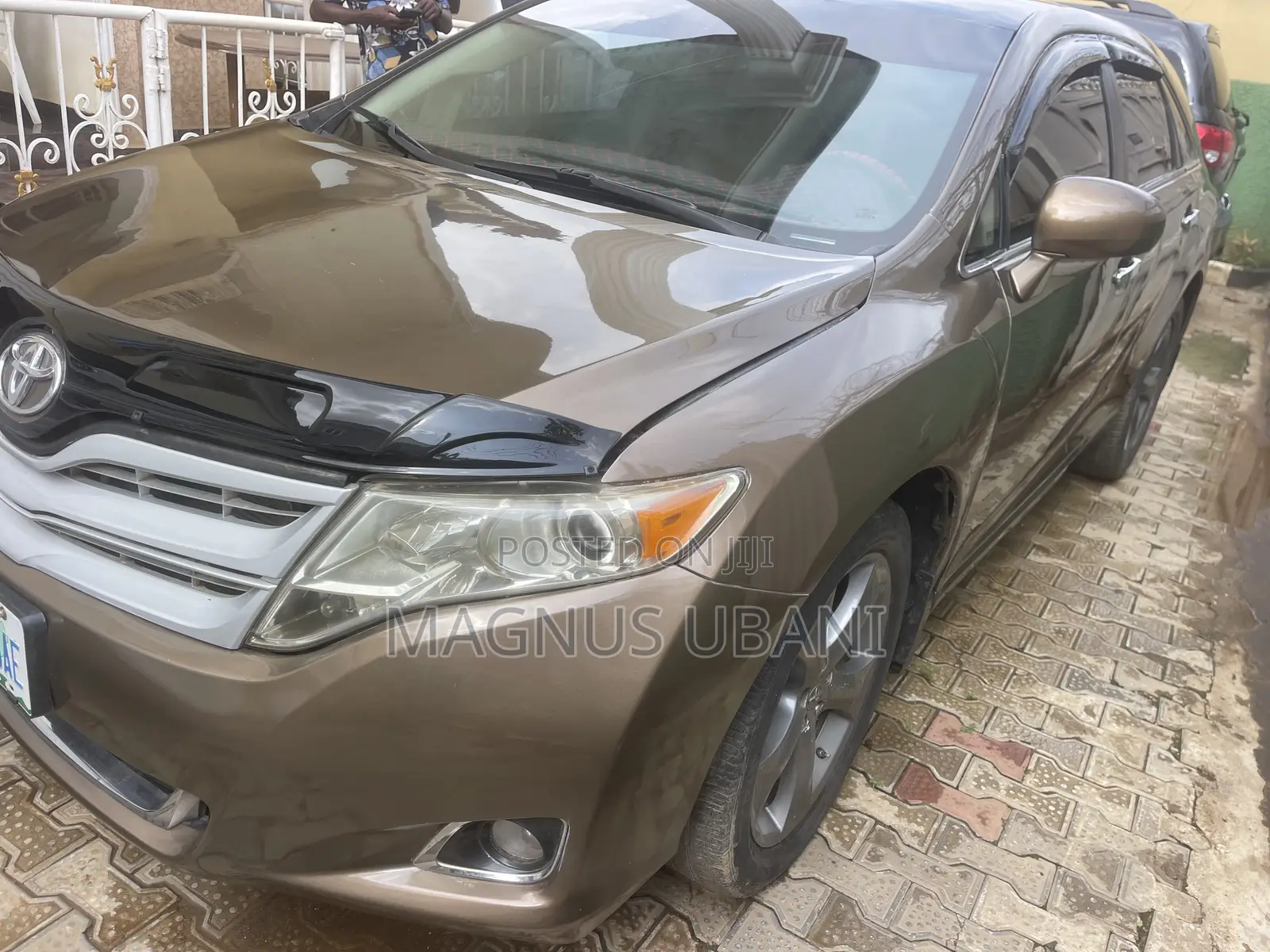 Toyota Venza LE 2011 Brown