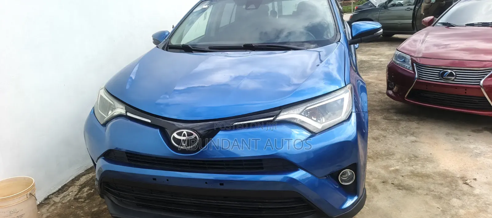 Toyota RAV4 2017 Blue