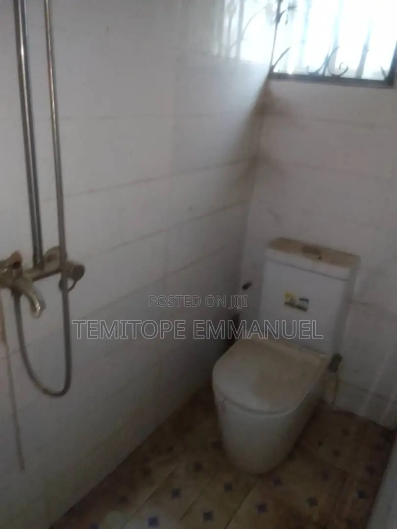 Furnished 4bdrm Duplex in Egbeda for sale