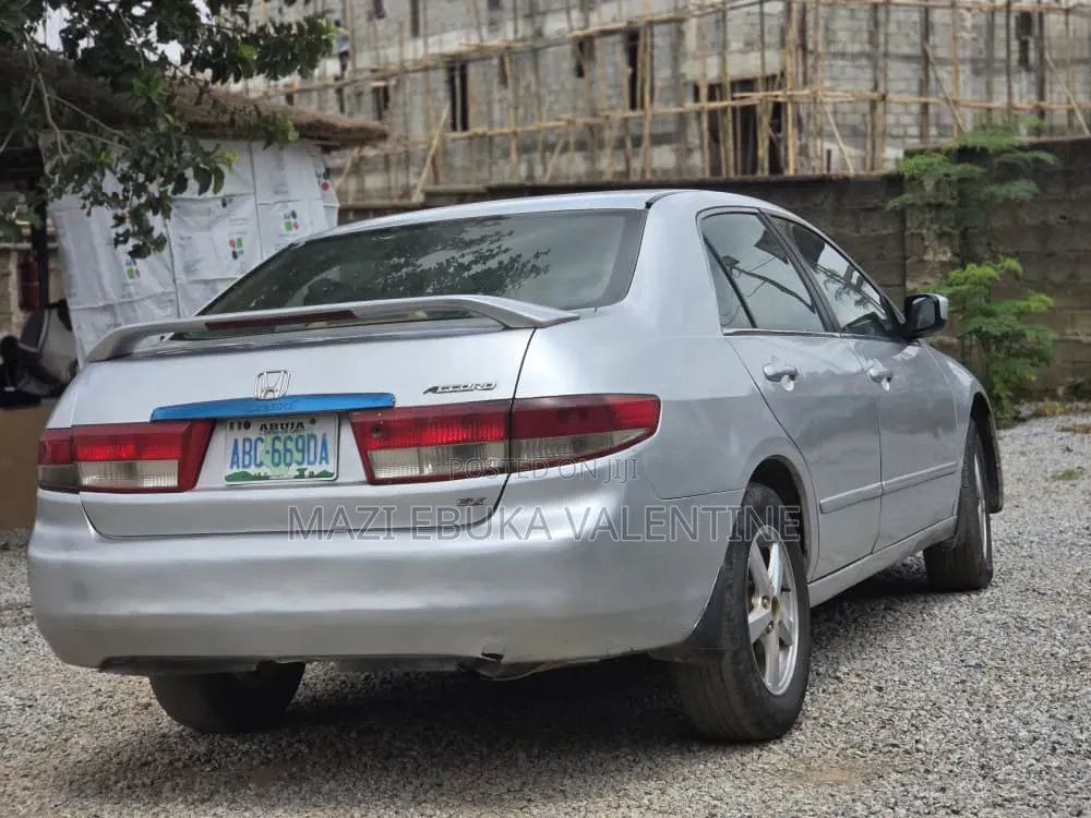 Honda Accord 2004 Gray