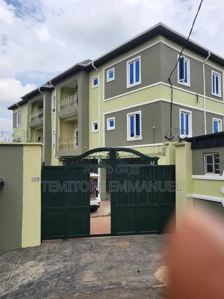 Furnished 3bdrm Apartment in Oregun for rent