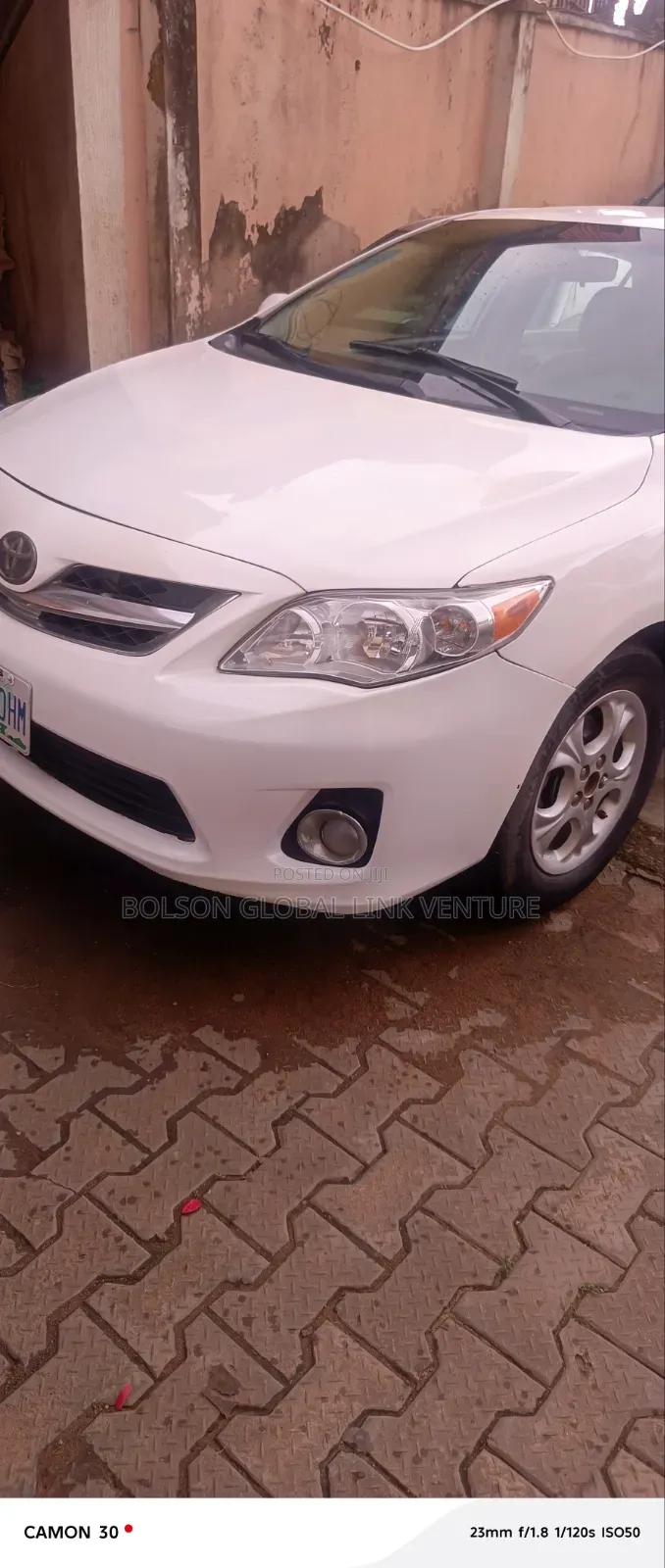 Toyota Corolla LE 4dr Sedan (1.8L 4cyl 4A) 2011 White
