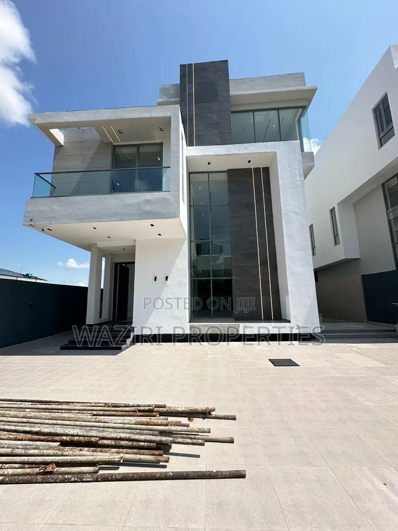 5bdrm House in Ikoyi for sale
