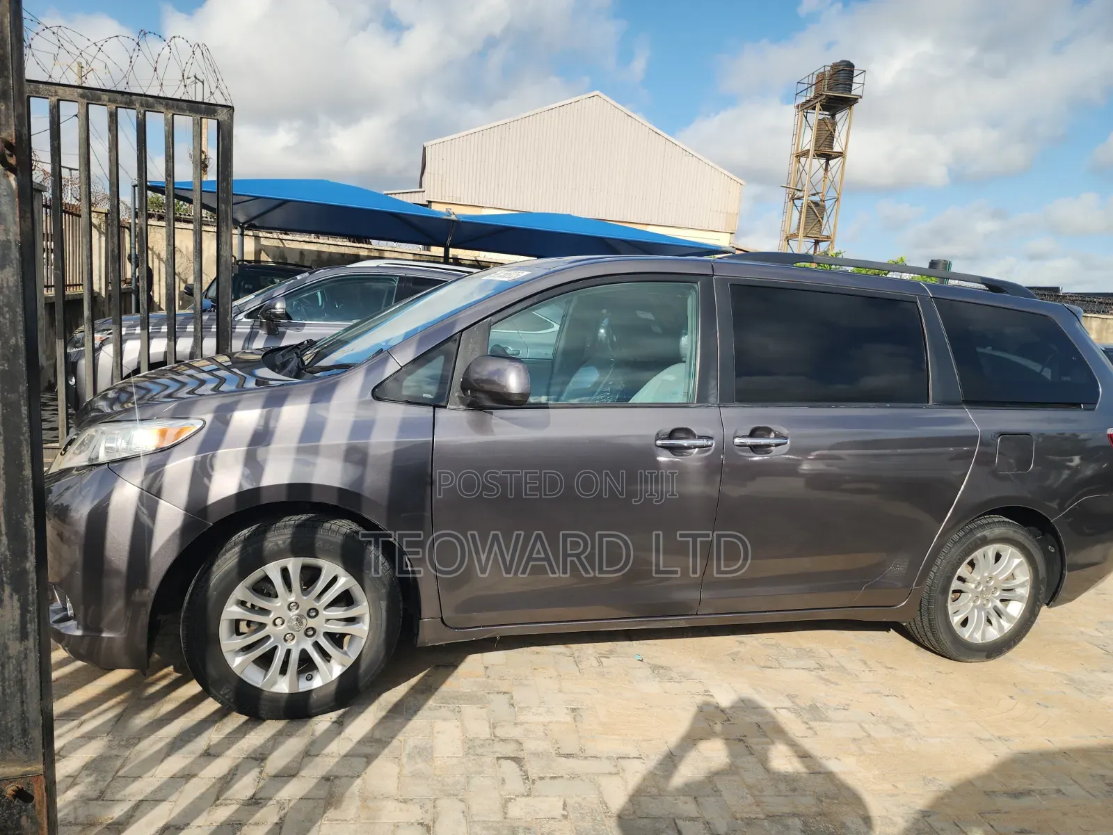 Toyota Sienna 2015 Gray