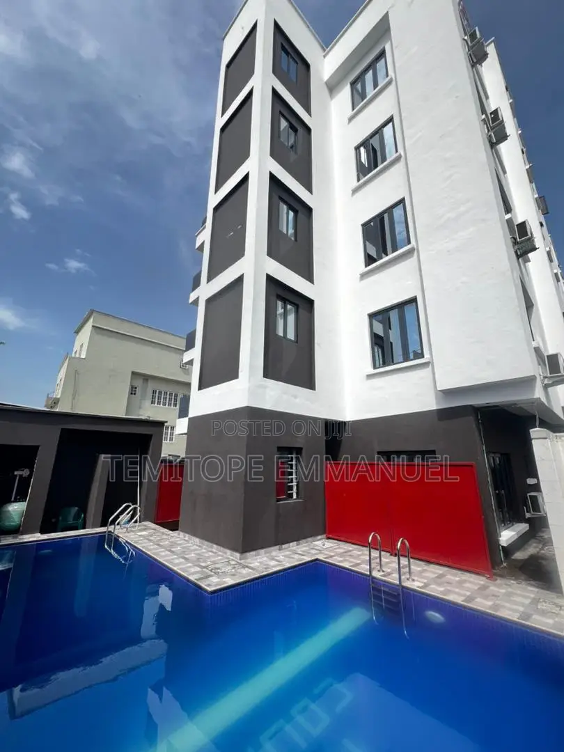Furnished 2bdrm Apartment in Lekki Phase 1 for sale