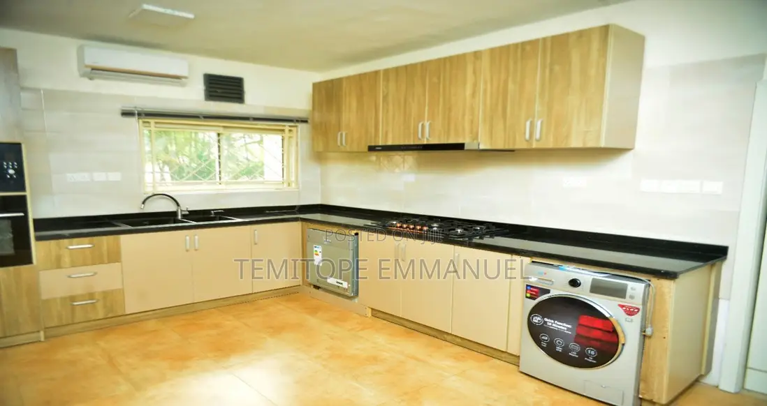 Furnished 4bdrm Apartment in Ikoyi for rent