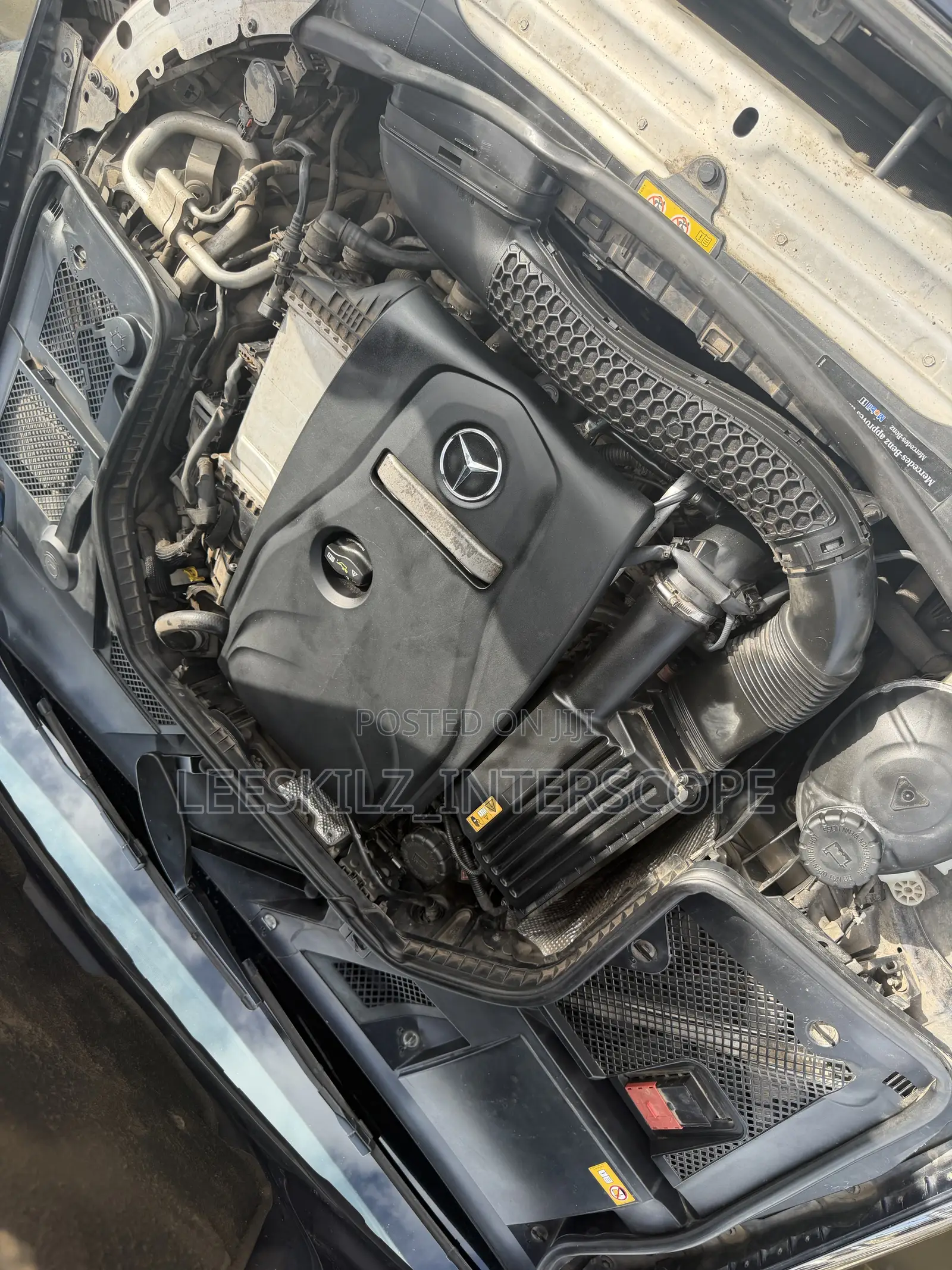 Mercedes-Benz C300 2013 Blue