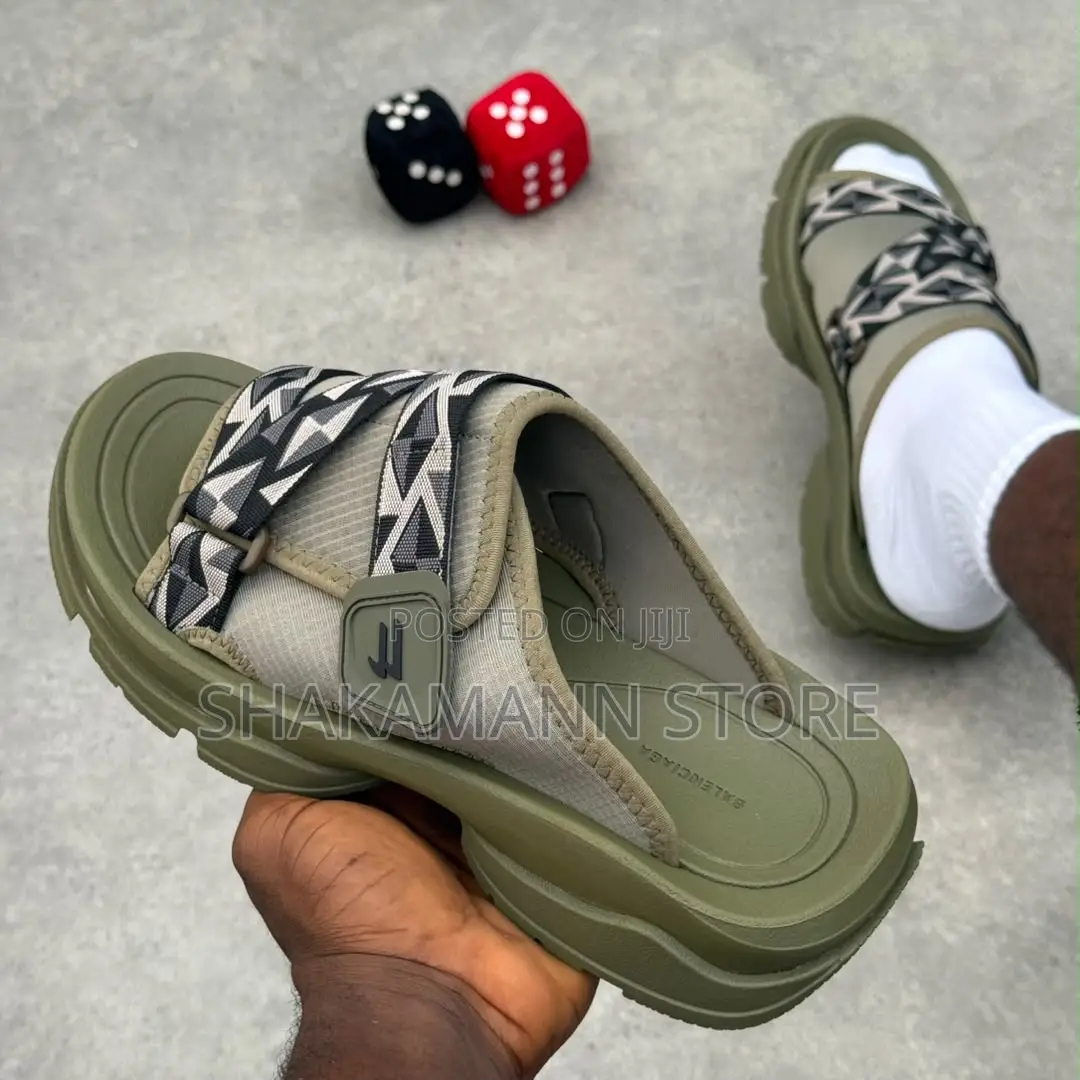 Original Balenciaga Slides Now in Store High Grade