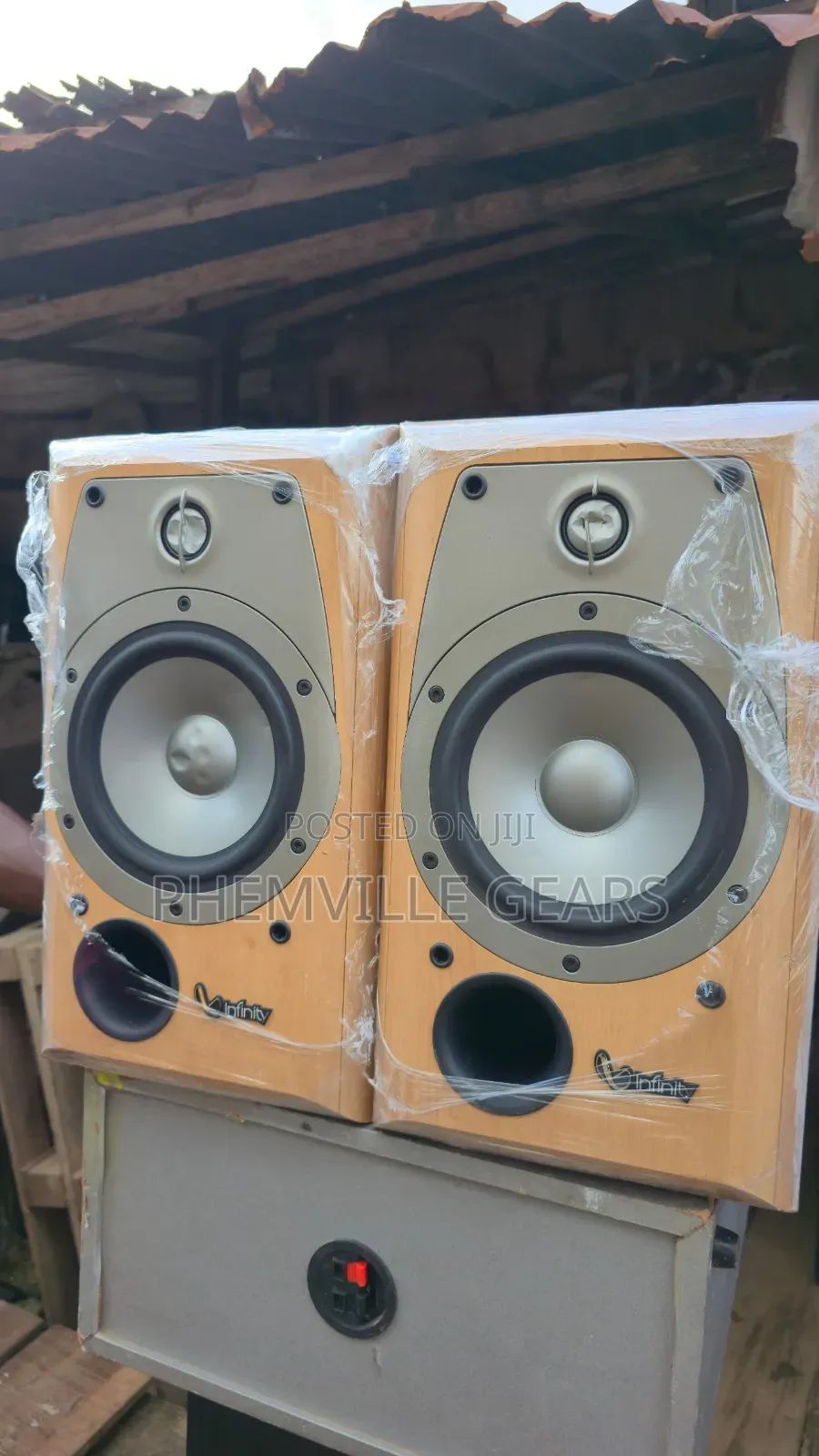 Uk Used Infinity Alpha 20 Bookshelf Speakers