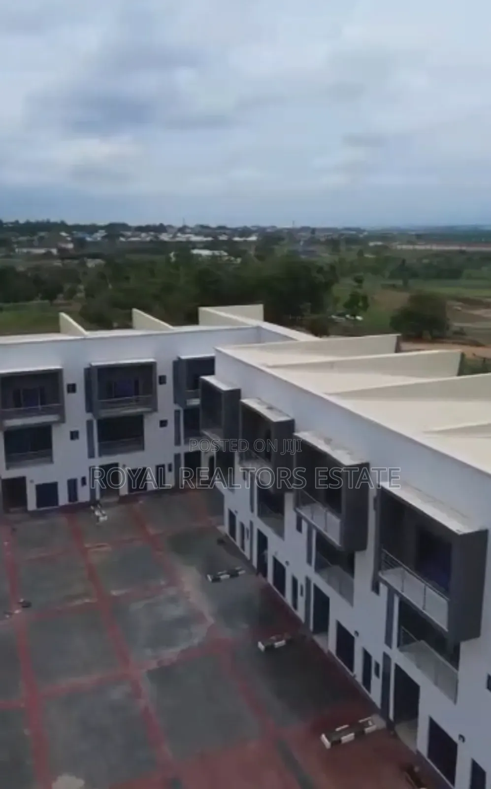 4bdrm Townhouse/Terrace in Gaduwa for sale