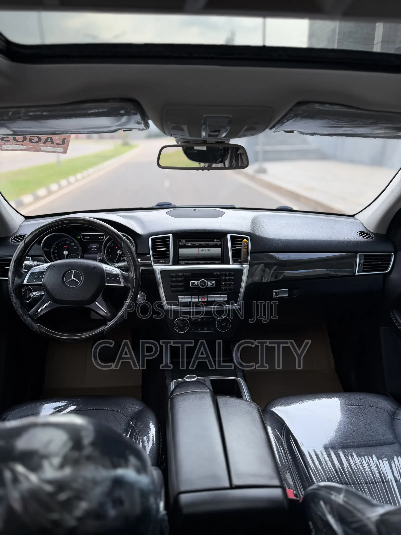 Mercedes-Benz M Class ML350 4dr SUV (3.5L 6cyl 7A) 2015 Black