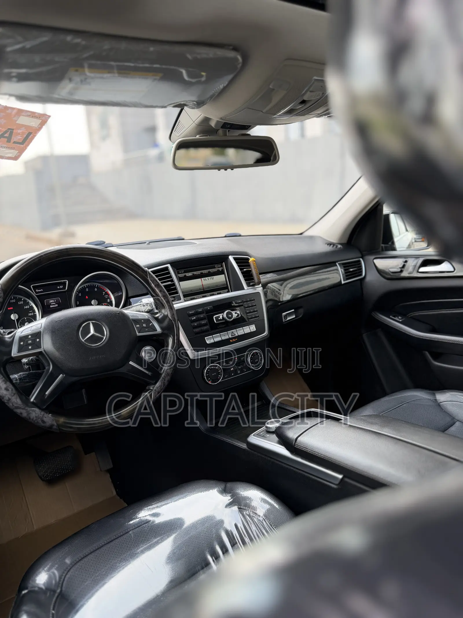 Mercedes-Benz M Class ML350 4dr SUV (3.5L 6cyl 7A) 2015 Black