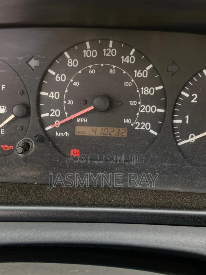 Toyota Camry 2000 White