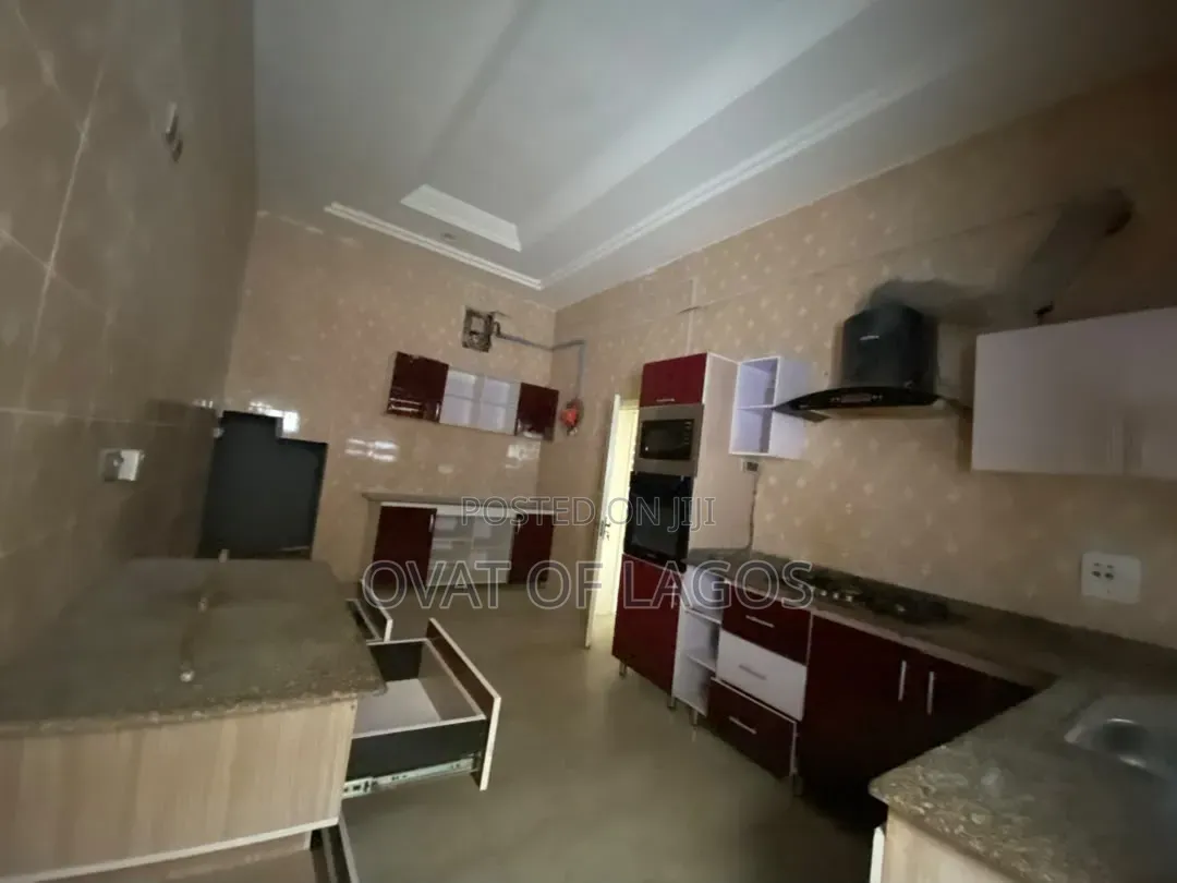 4bdrm Duplex in Orchid, Lekki Expressway for rent