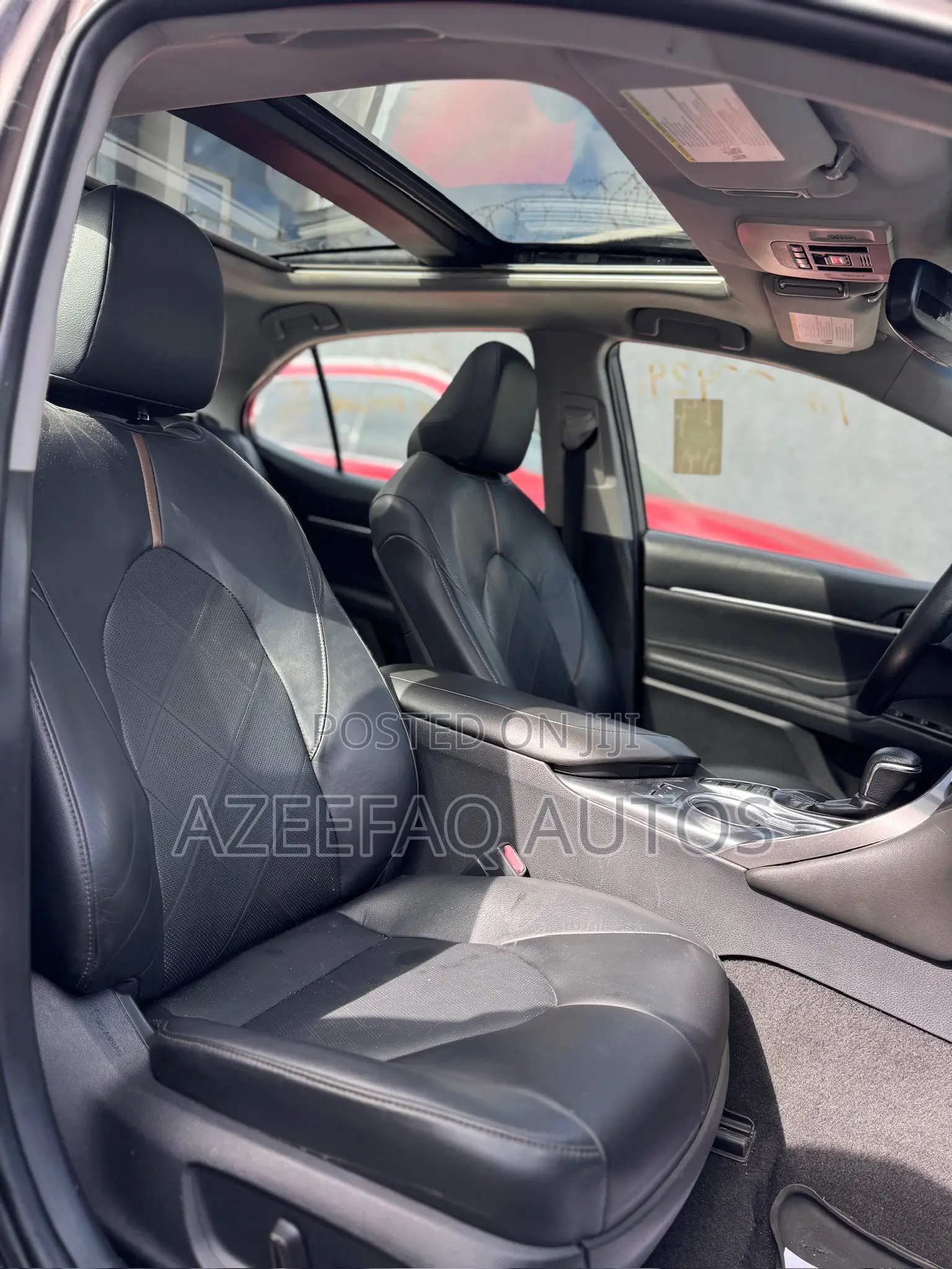 Toyota Camry XLE V6 FWD (3.5L 6cyl 8AM) 2018 Brown