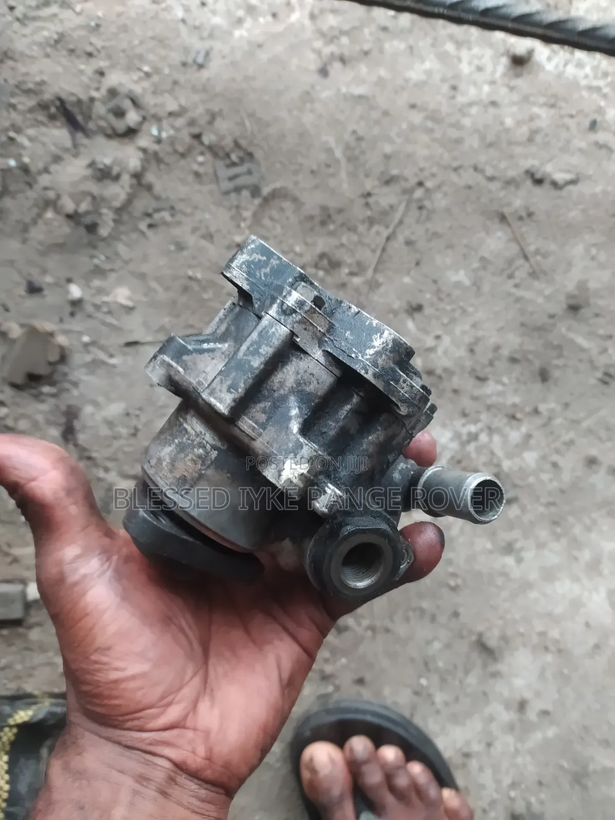 Range Rover Sport 2010 Steering Pump
