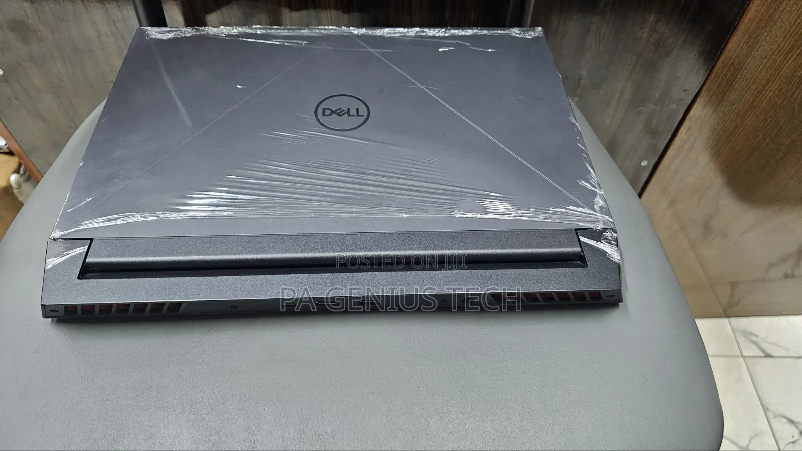 Laptop Dell G15 5530 Special Edition 16GB Intel Core i7 SSD 1T