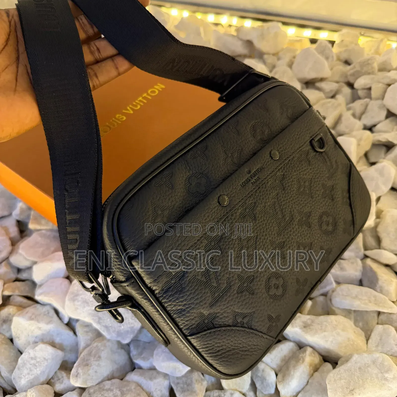 Louis Vuitton Luxury Men's Crossbody Bags Best Quality Well Banded