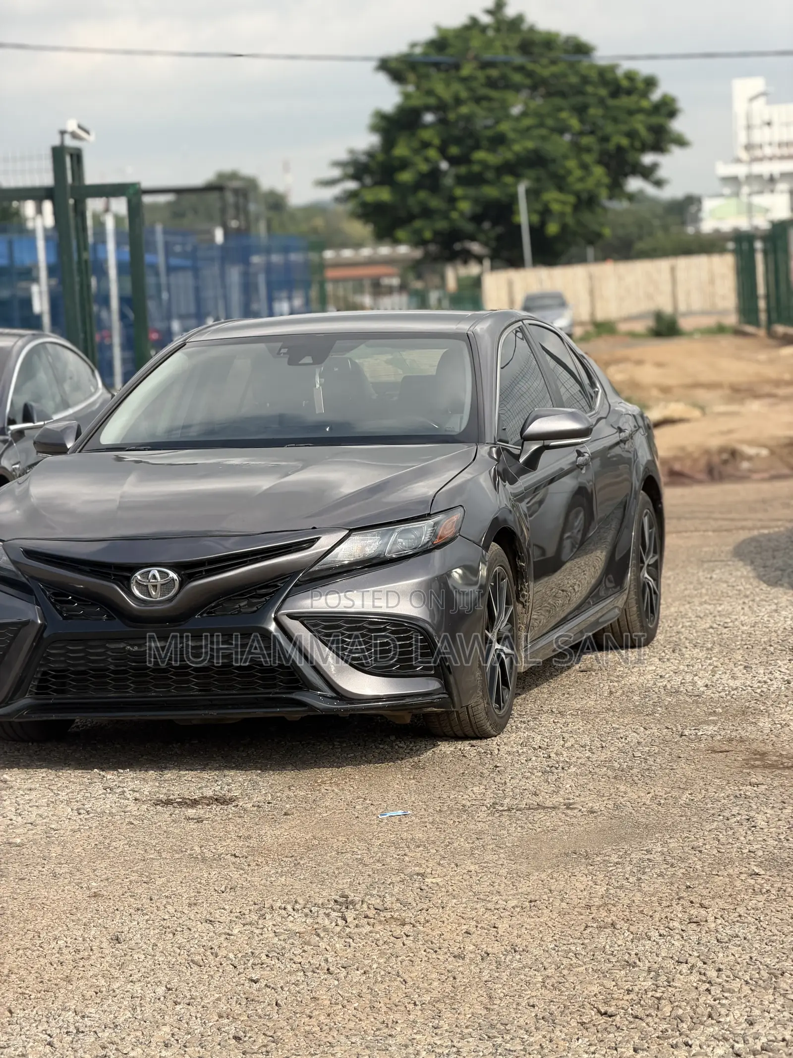 Toyota Camry 2021 Gray