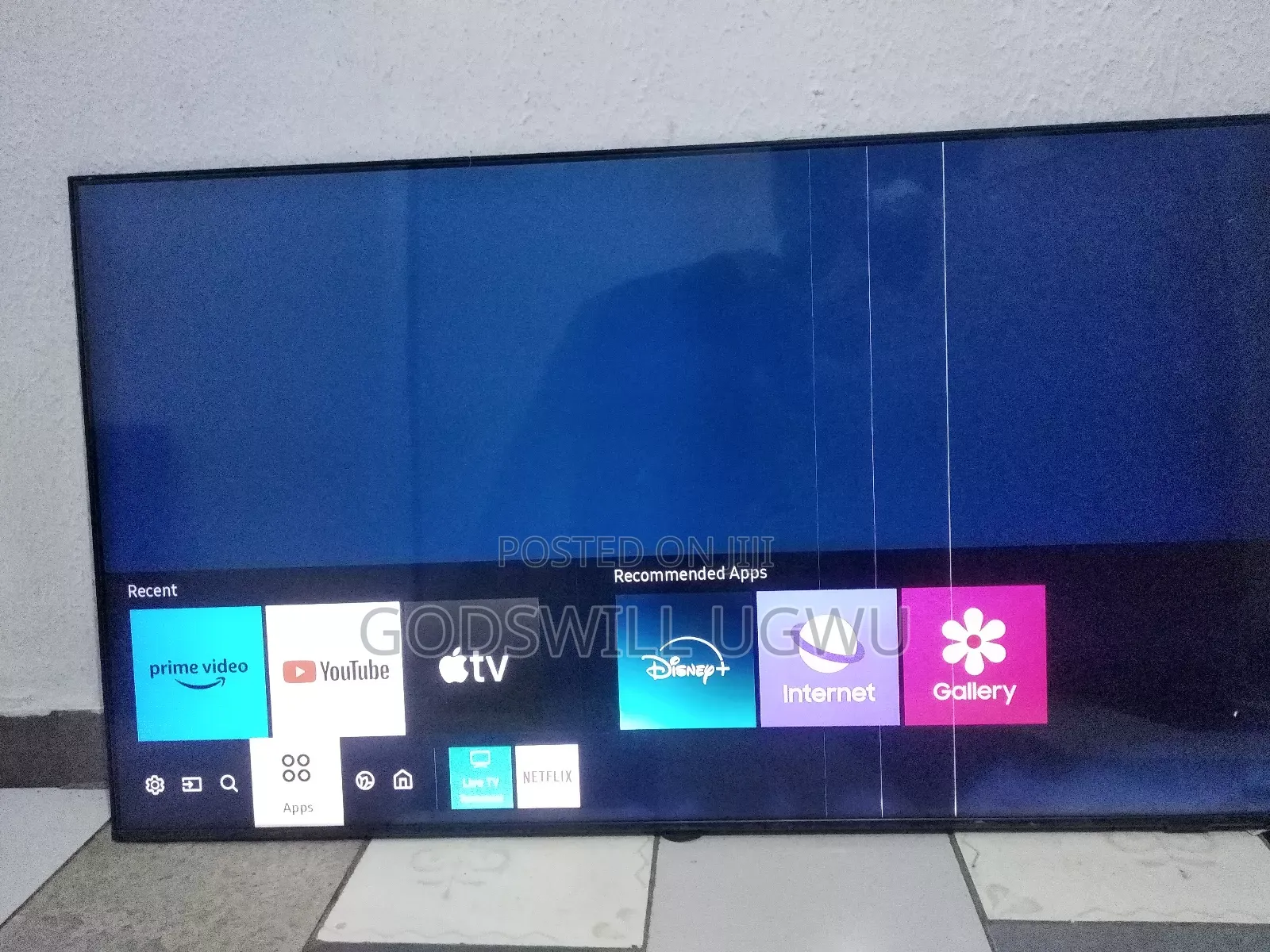 Foreign Used Samsung Ua55au8000w 55-Inch Crystal Uhd Smart Tv.