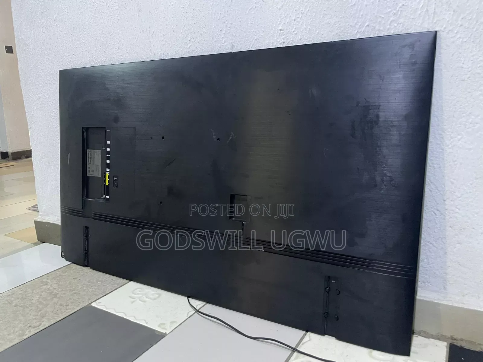 Foreign Used Samsung Ua55au8000w 55-Inch Crystal Uhd Smart Tv.