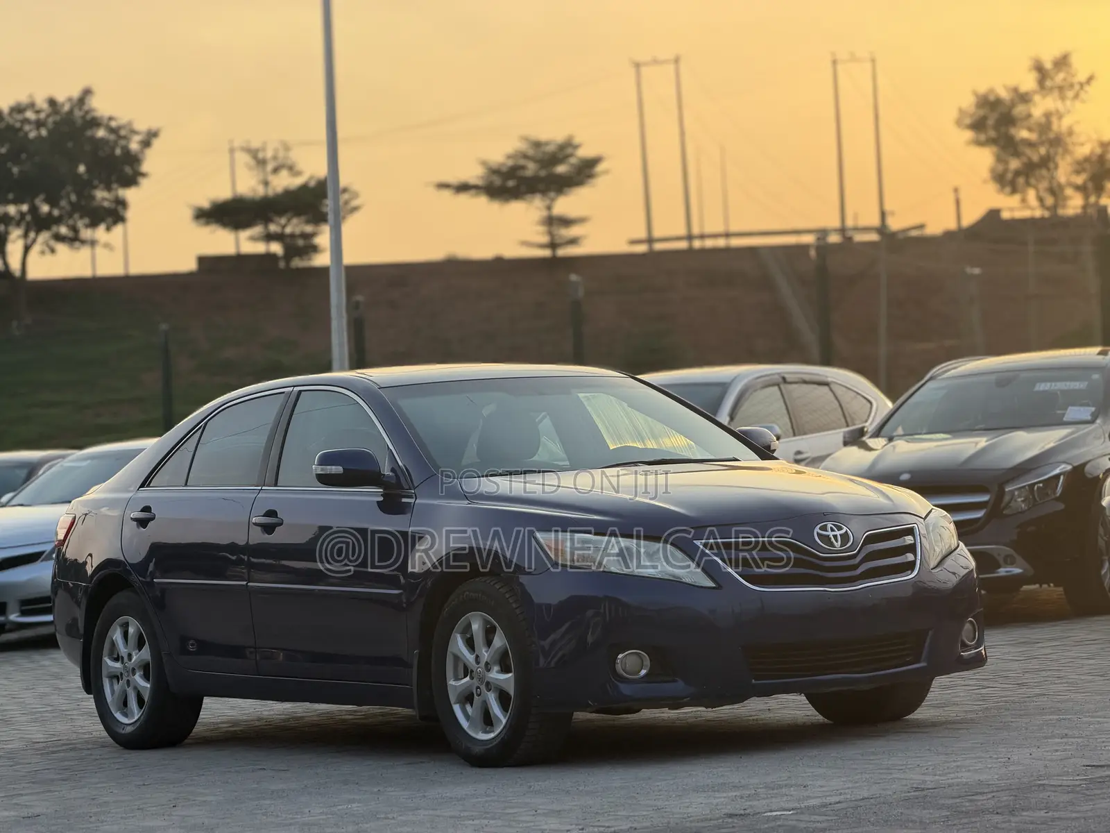Toyota Camry LE 4dr Sedan (2.5L 4cyl 6A) 2011 Blue