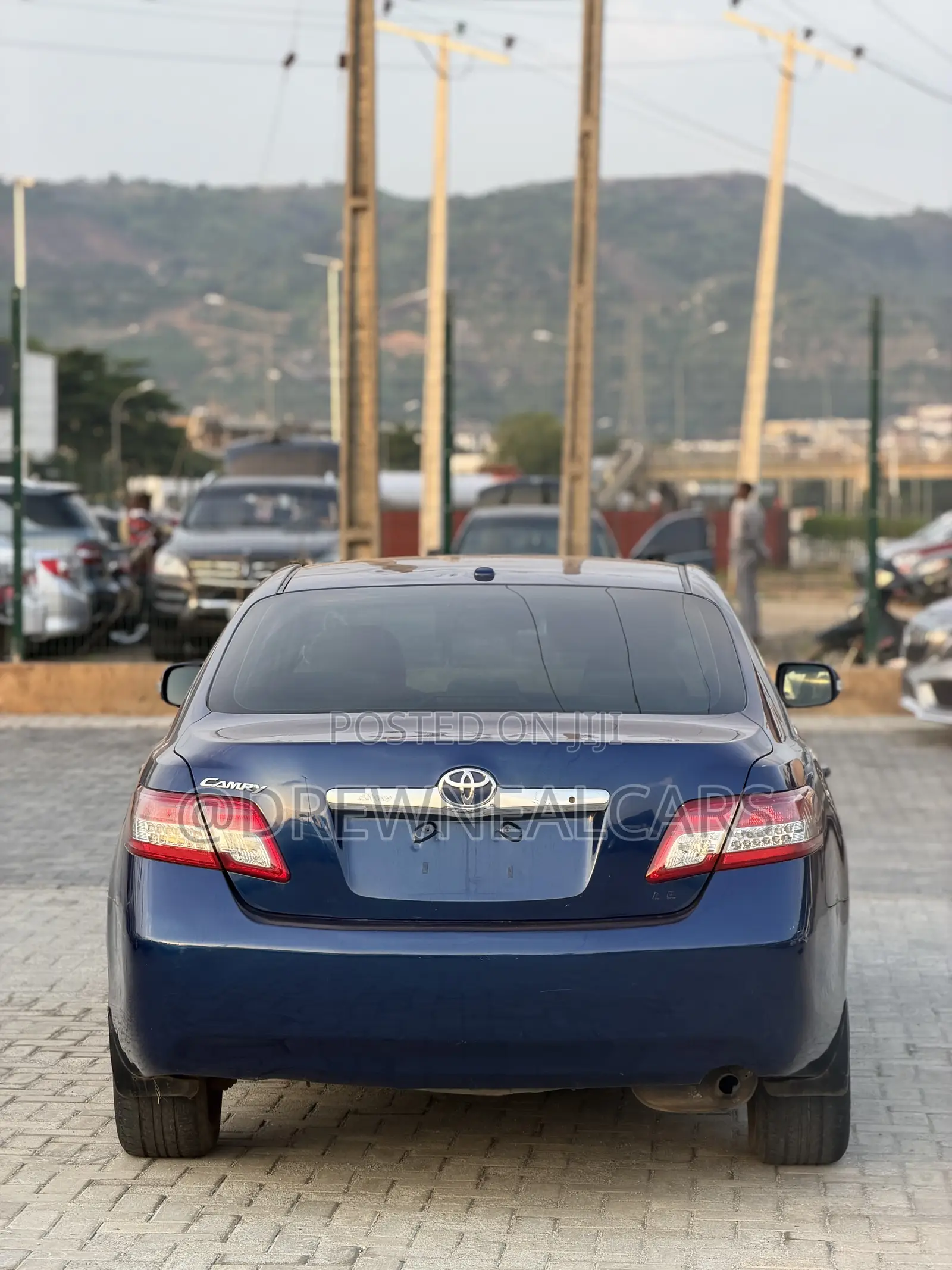 Toyota Camry LE 4dr Sedan (2.5L 4cyl 6A) 2011 Blue