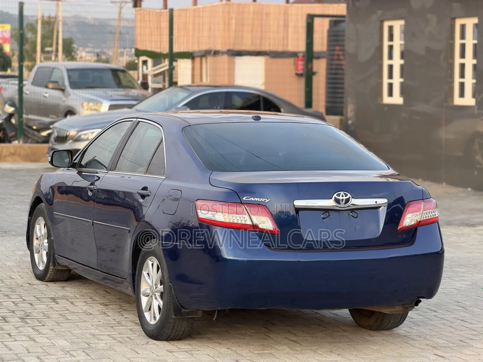 Toyota Camry LE 4dr Sedan (2.5L 4cyl 6A) 2011 Blue