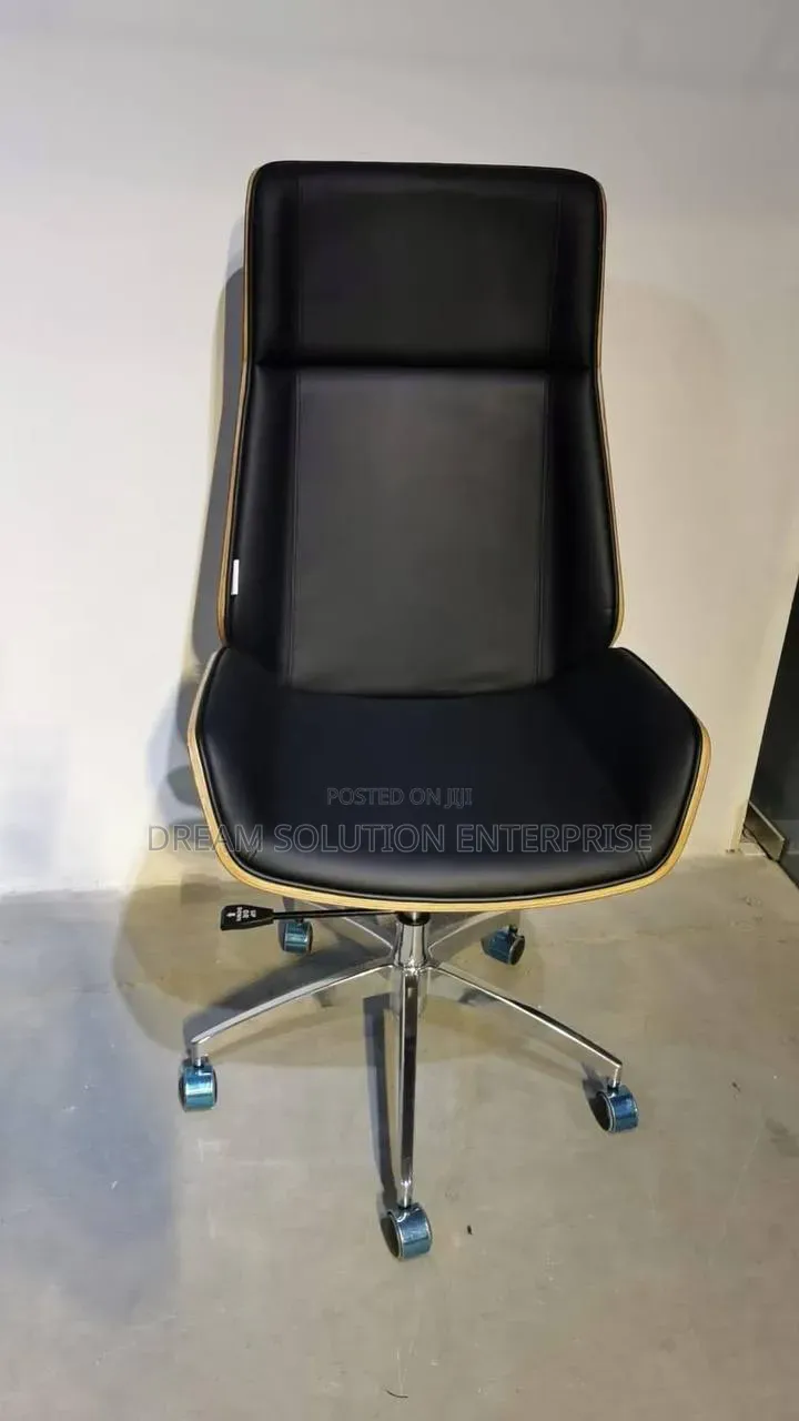 Quality Imported Executive Office Chair