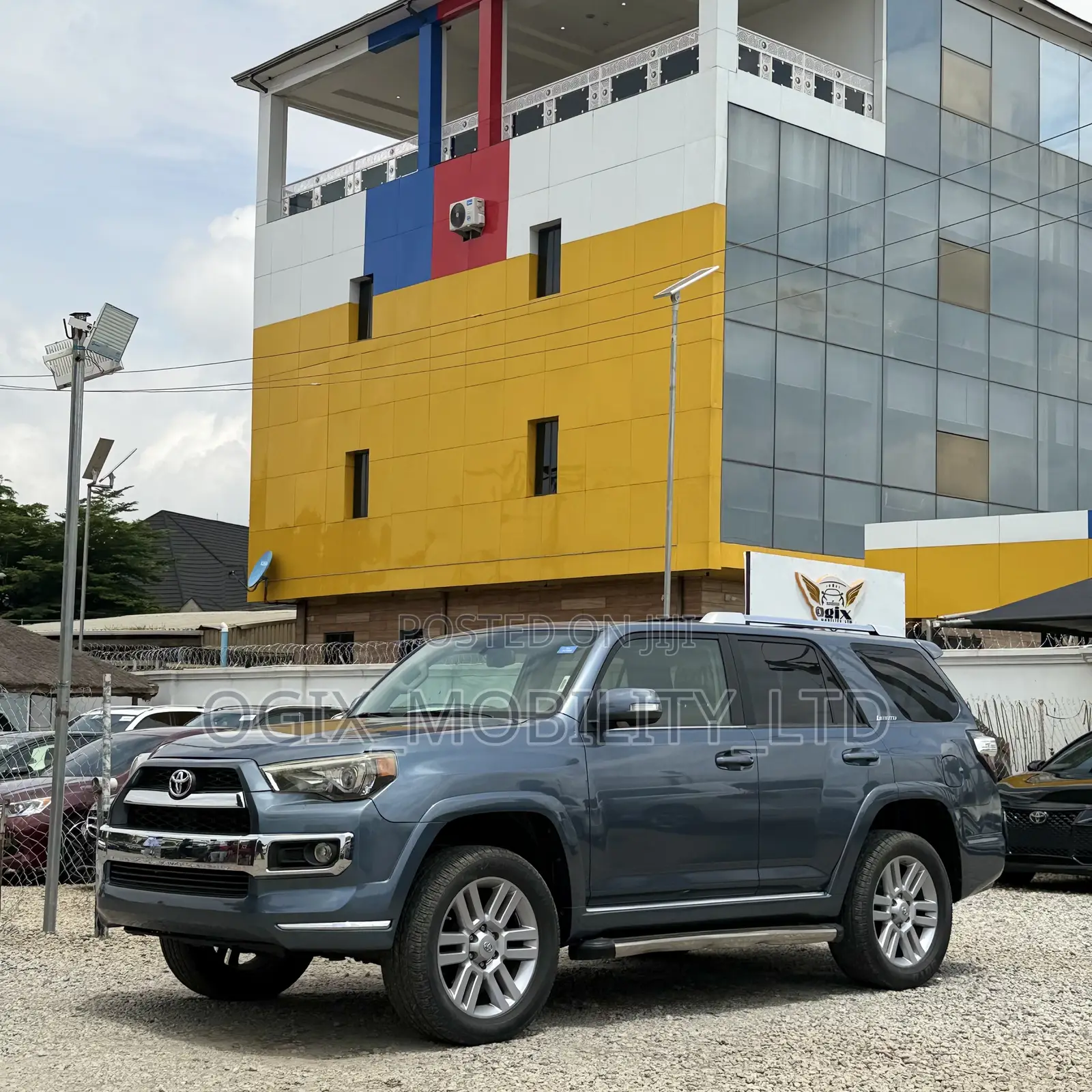Toyota 4-Runner 2011 Gray