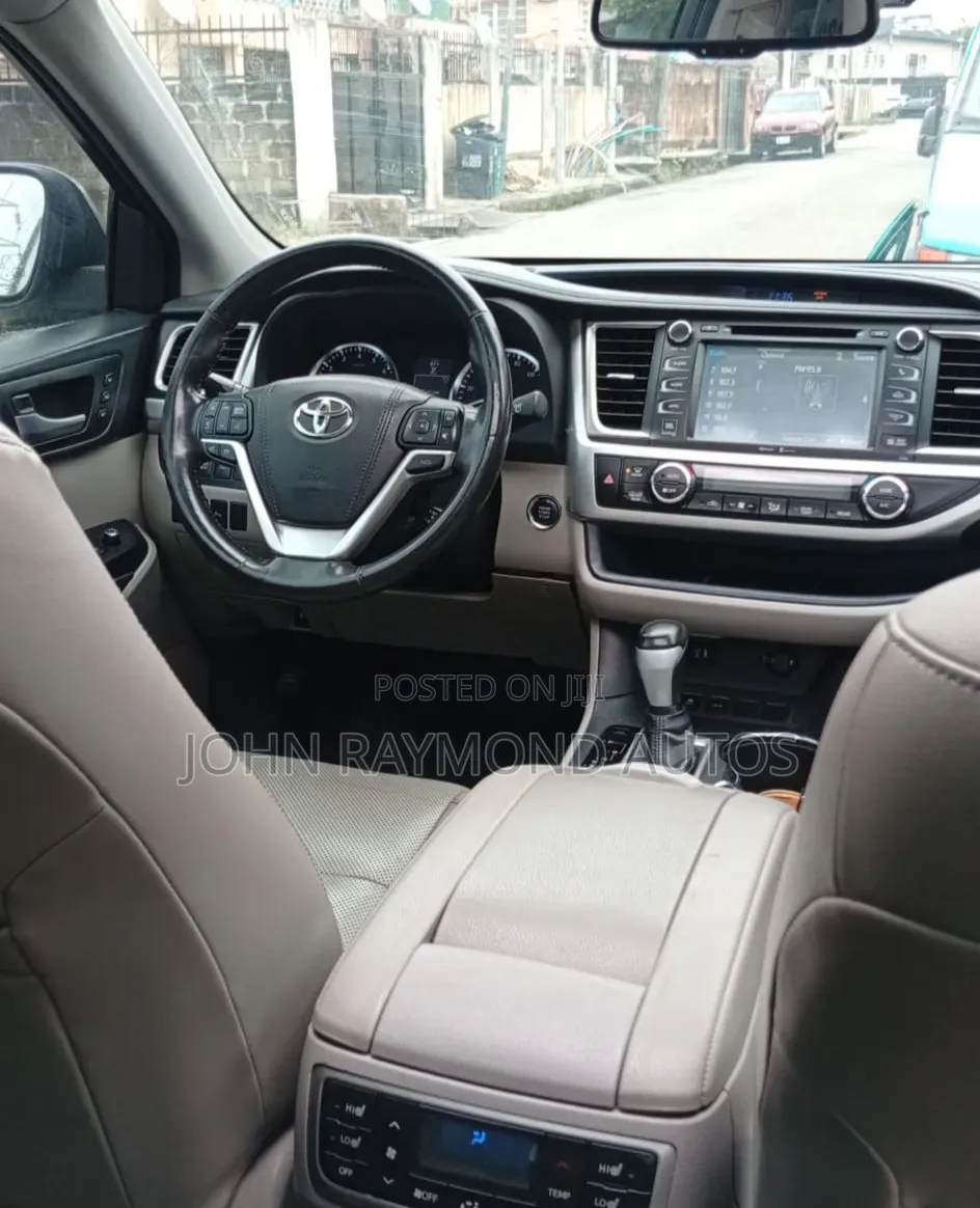 Toyota Highlander 2014 Gray