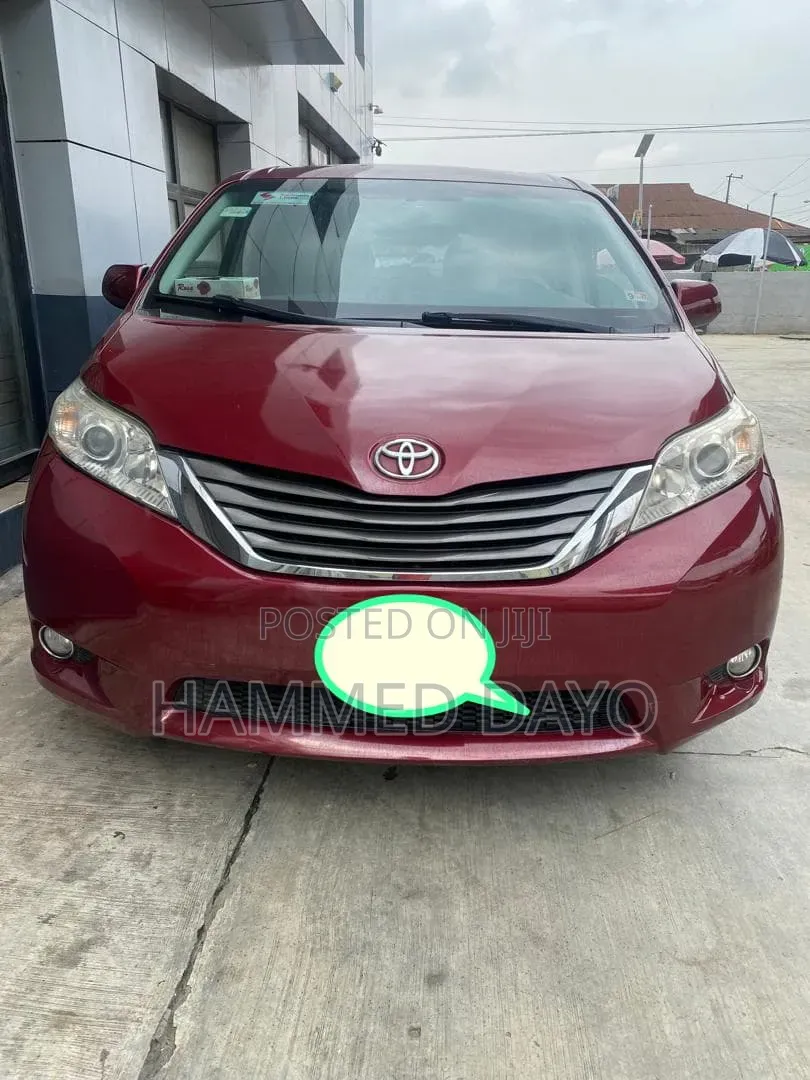 Toyota Sienna XLE 8 Passenger 2012 Red