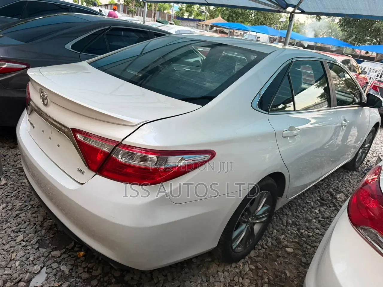 Toyota Camry 2017 White