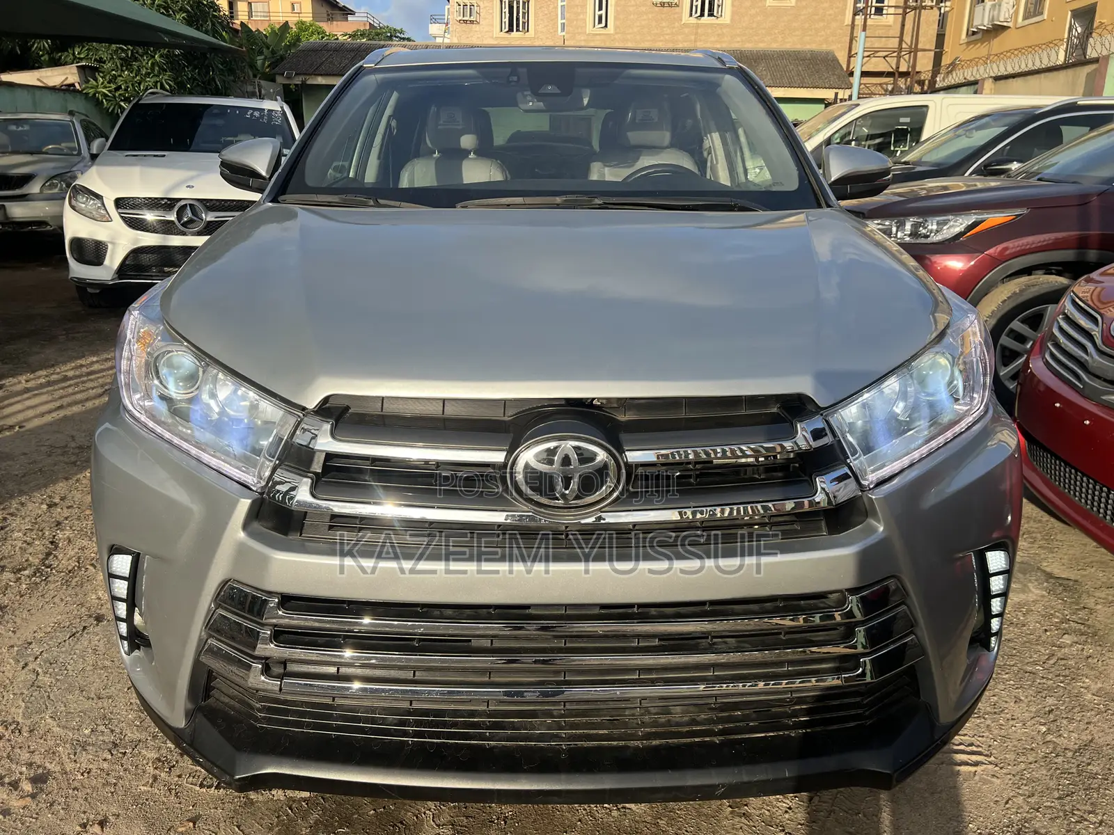 Toyota Highlander XLE 4x4 V6 (3.5L 6cyl 8A) 2017 Silver