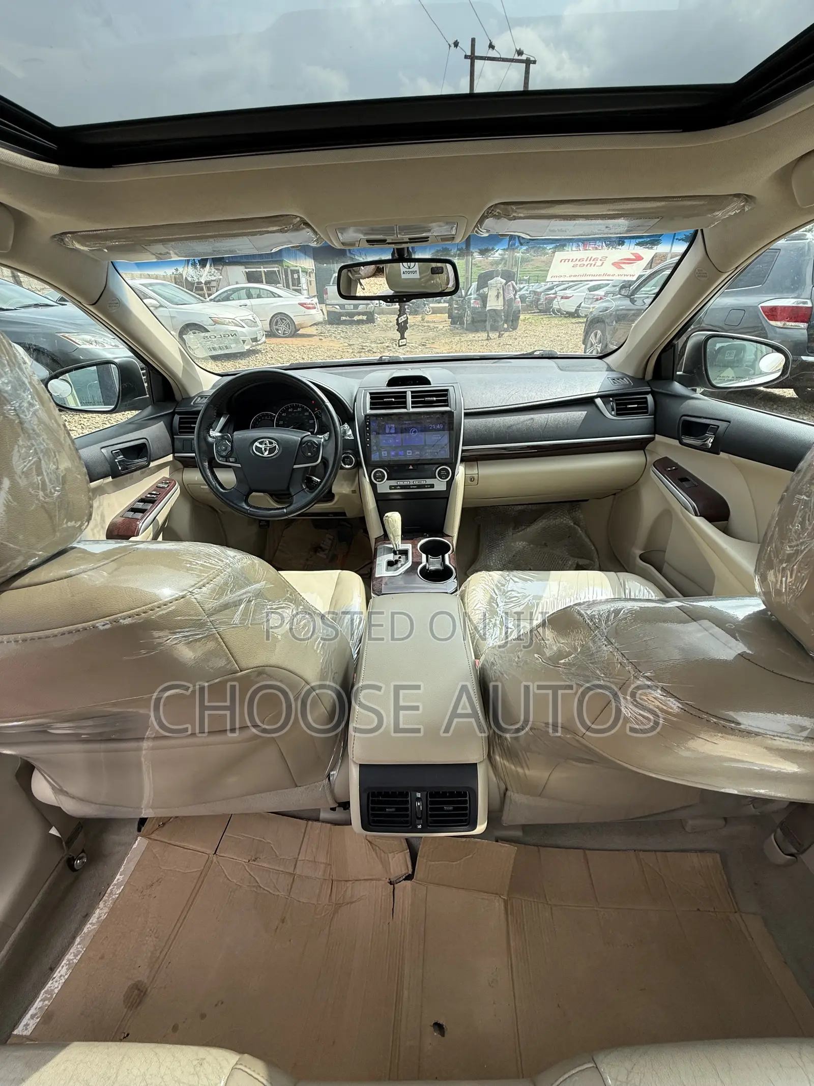 Toyota Camry XLE 4dr Sedan (2.5L 4cyl 6A) 2013 White